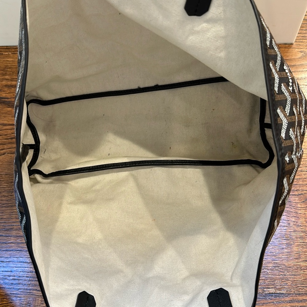 *NOT AVAILABLE* Goyard St Louis PM Tote Bag Black - Picture 5 of 11